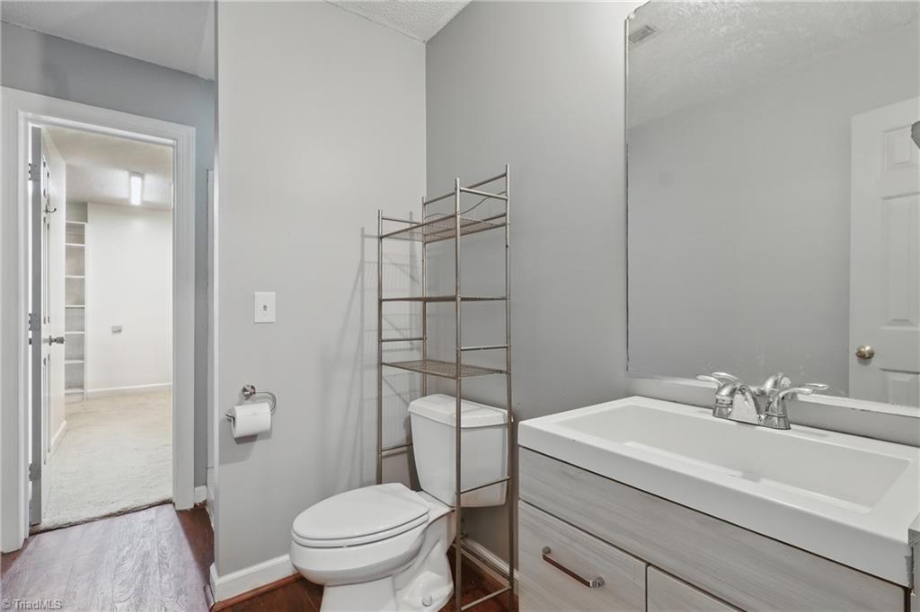 16 Laurel Brook Court Property Photo 40