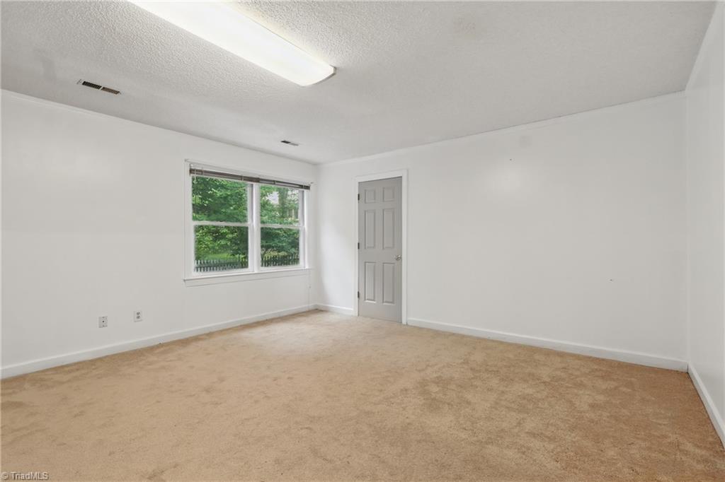 16 Laurel Brook Court Property Photo 42