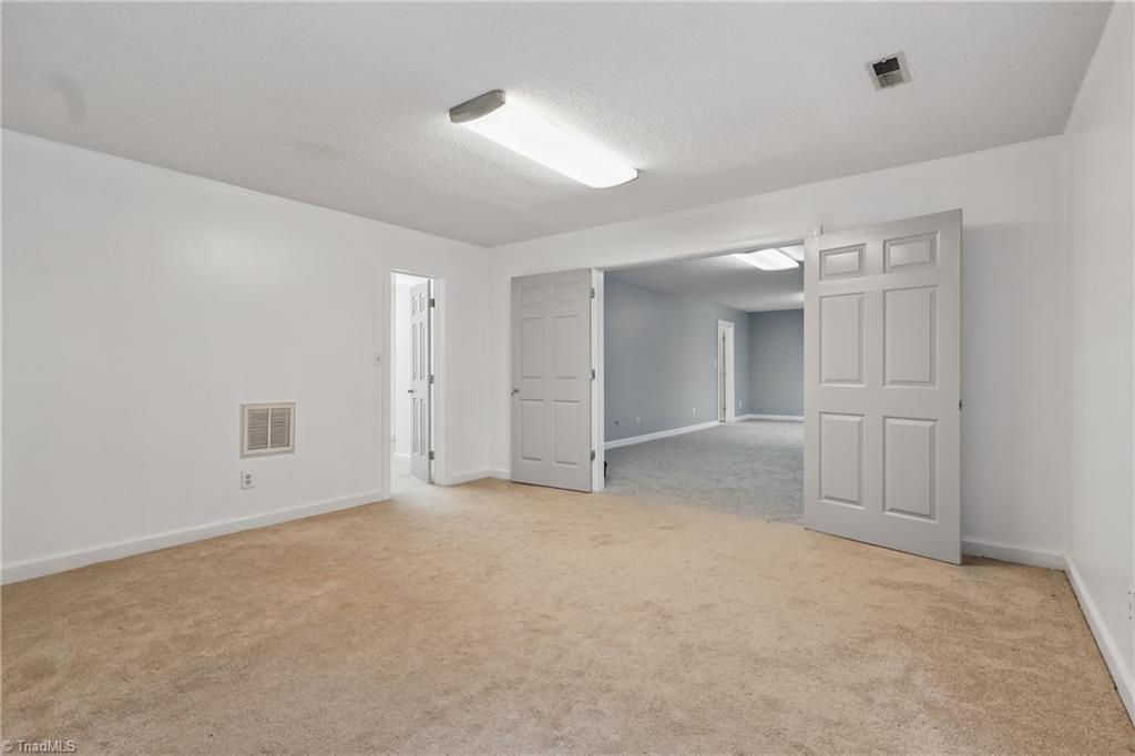 16 Laurel Brook Court Property Photo 43