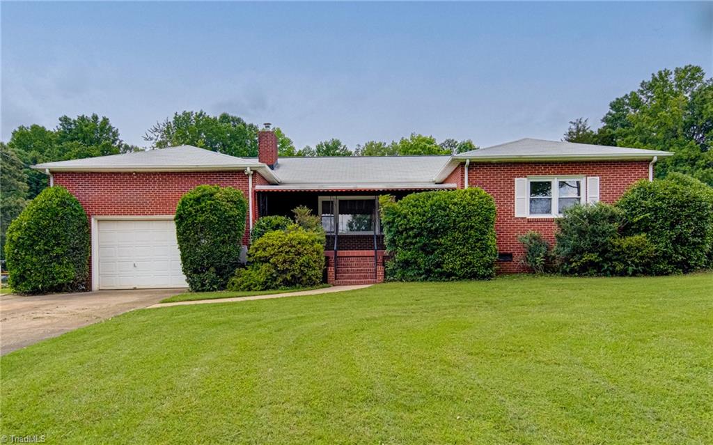 422 Manor Drive