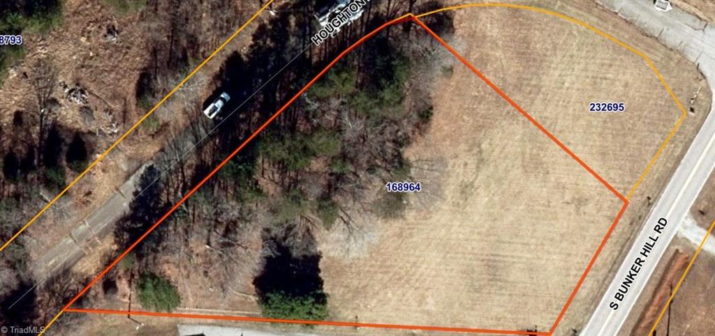 512 S Bunker Hill Road Property Photo 2