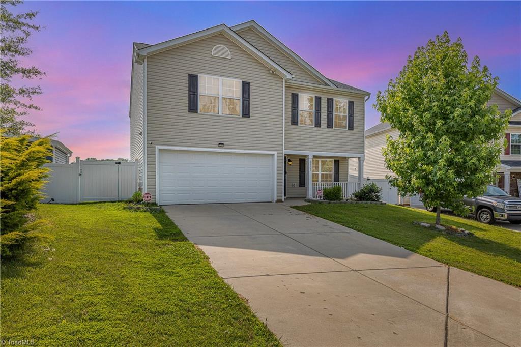 1032 Solstice Street Property Photo 1