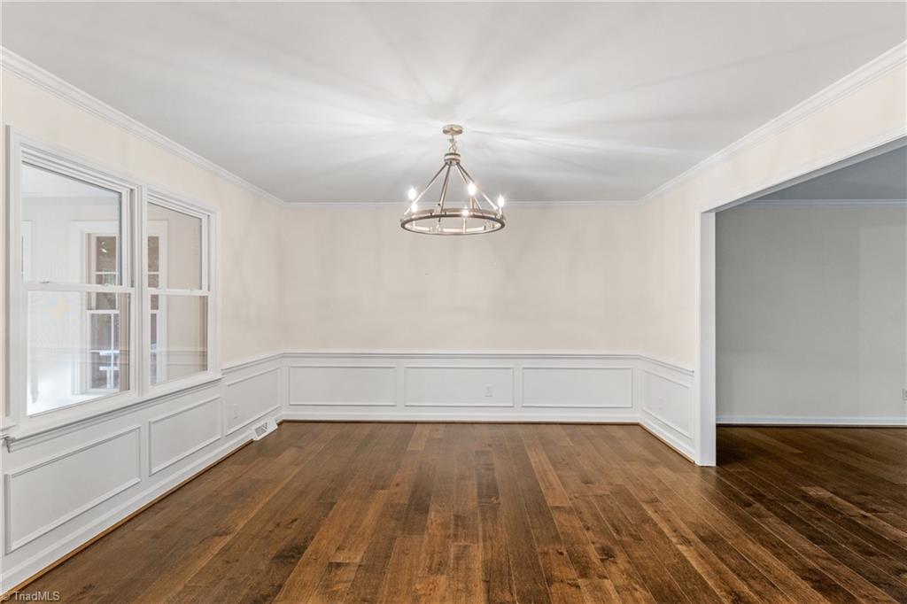 4105 Oak Hollow Drive Property Photo 16