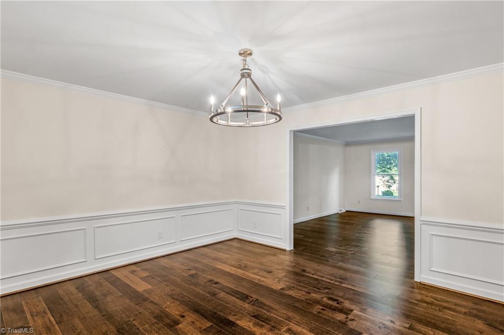 4105 Oak Hollow Drive Property Photo 17