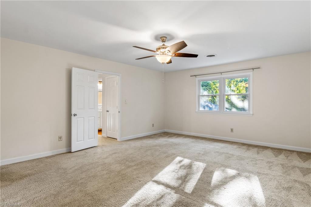 4105 Oak Hollow Drive Property Photo 32