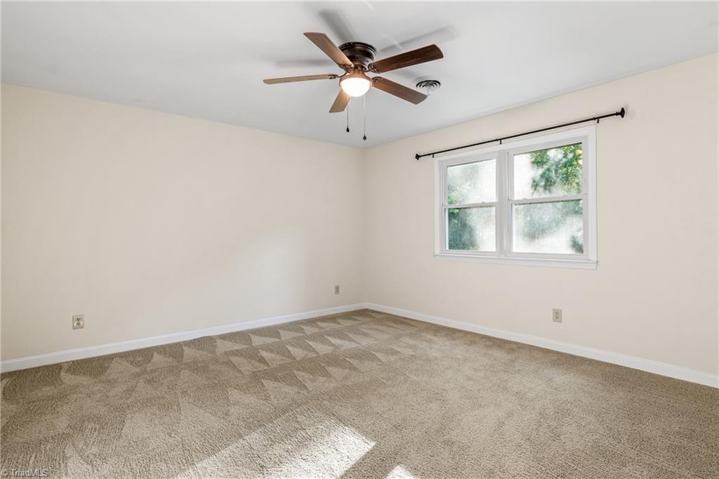 4105 Oak Hollow Drive Property Photo 35