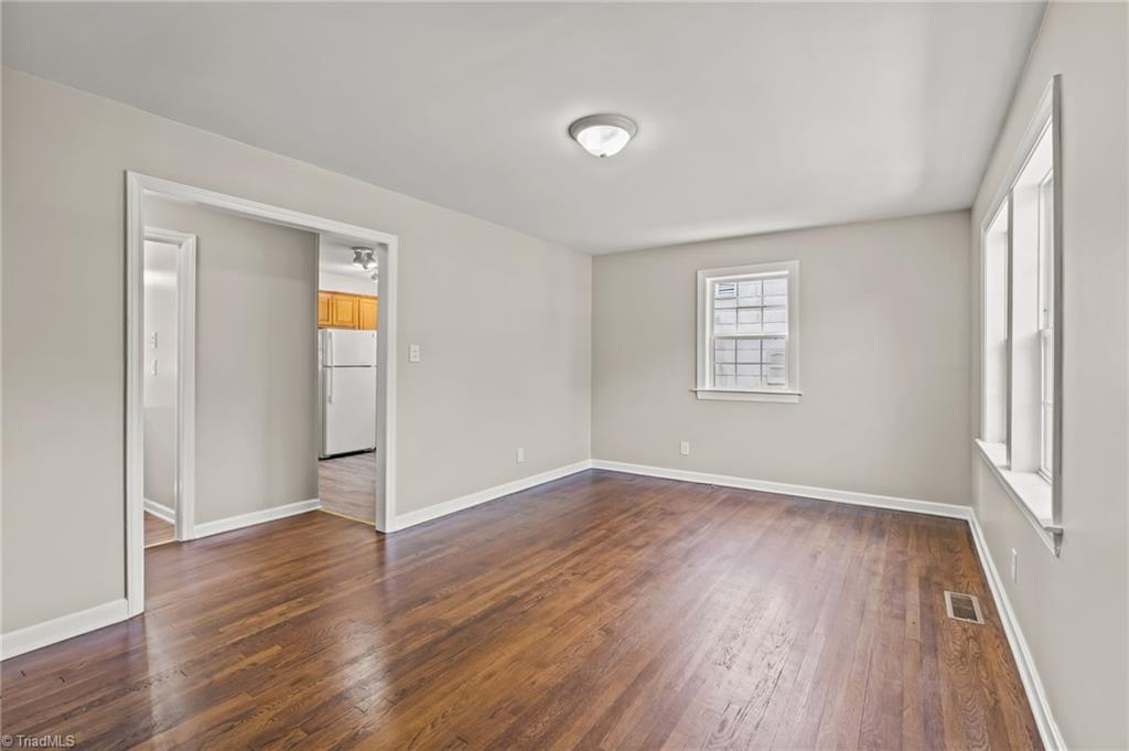 1106 Sykes Avenue Property Photo 6