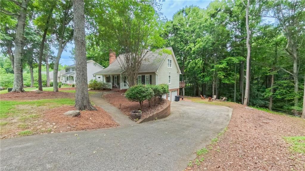 1721 Abbottsford Drive Property Photo 1