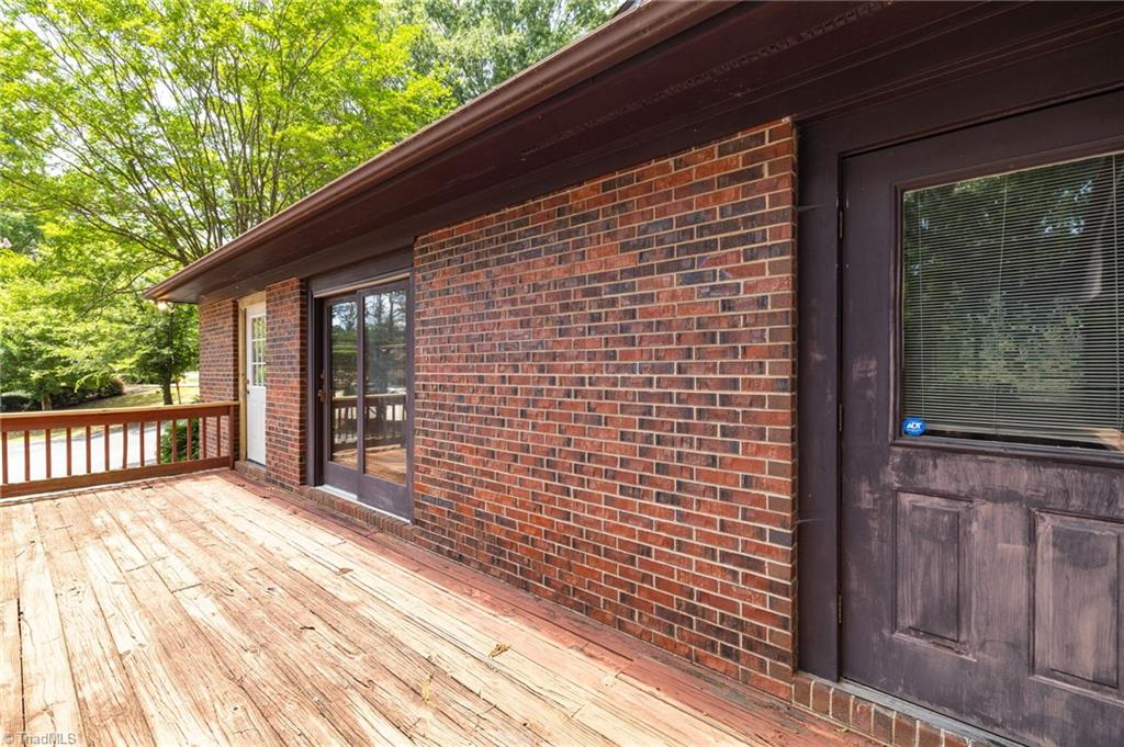 114 S Park Terrace Property Photo 8