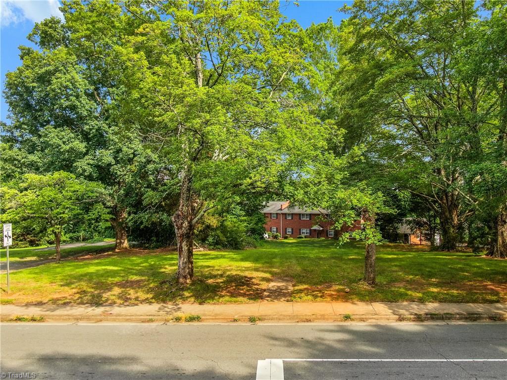 4112 Country Club Road Property Photo 3