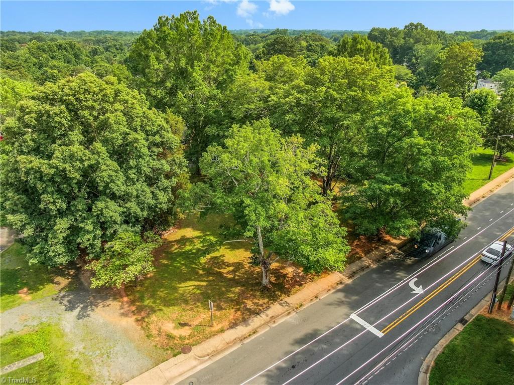 4112 Country Club Road Property Photo 4
