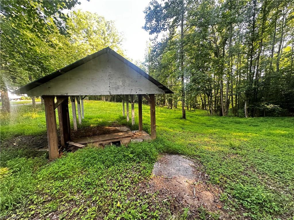 2034 Champion Mt Pleasant Road Property Photo 26