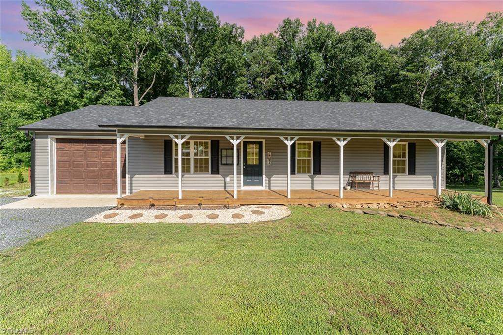 3774 Hoover Hill Road