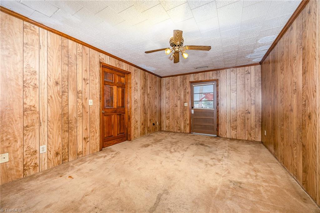 111 W Starmount Avenue Property Photo 14
