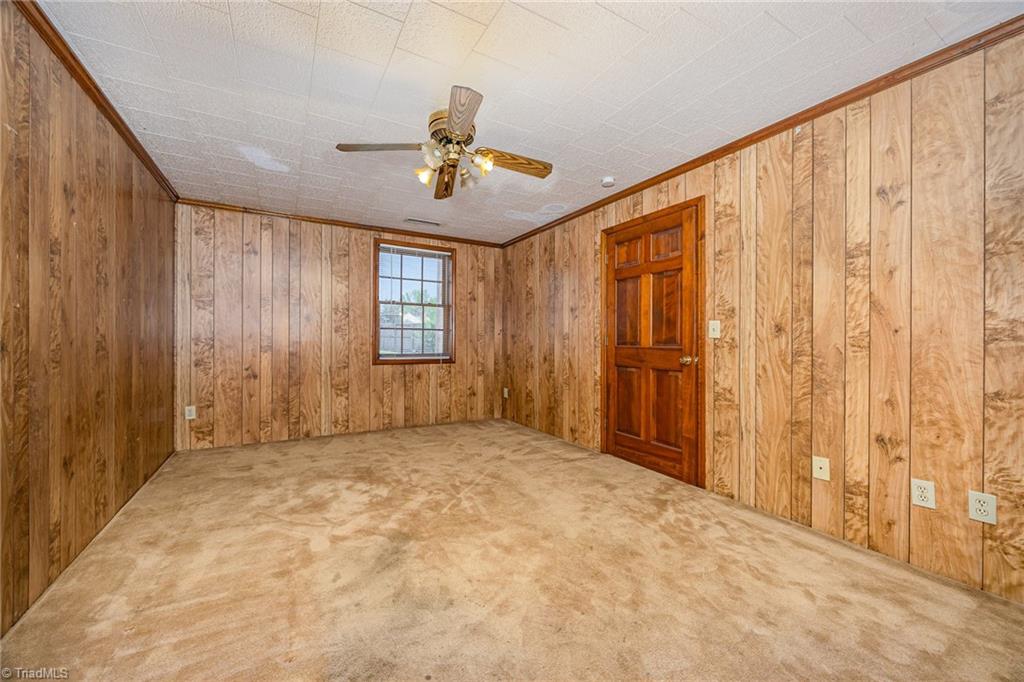 111 W Starmount Avenue Property Photo 16