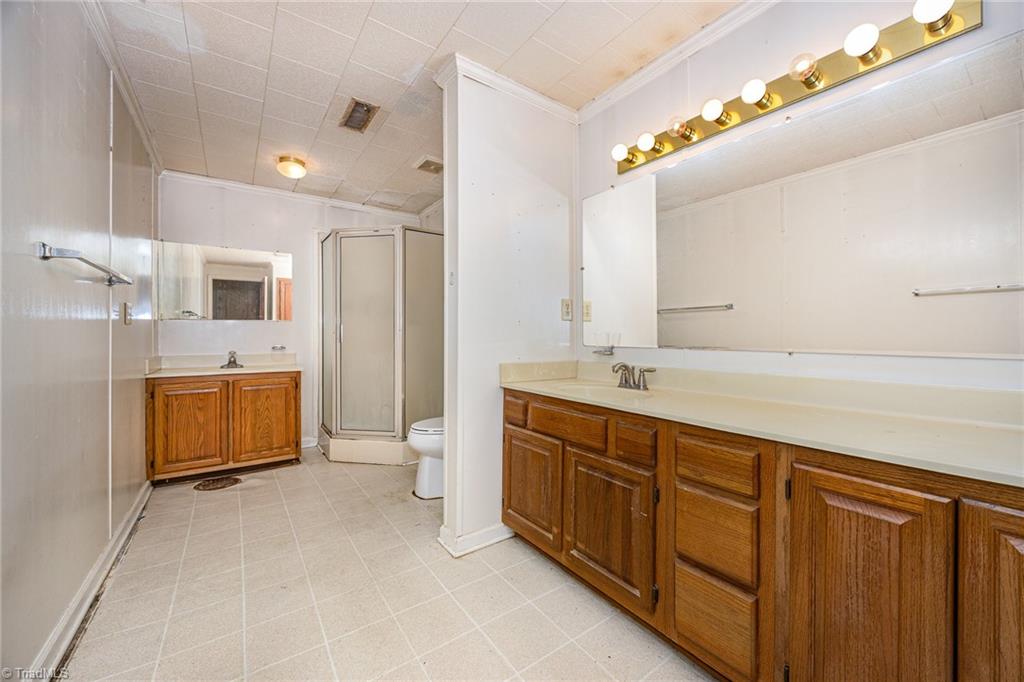 111 W Starmount Avenue Property Photo 18