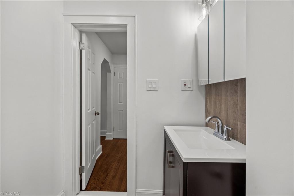 3331 Carver School Road Property Photo 17