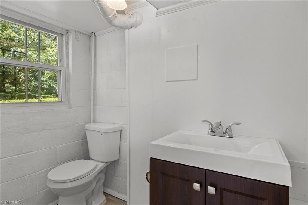 3331 Carver School Road Property Photo 34
