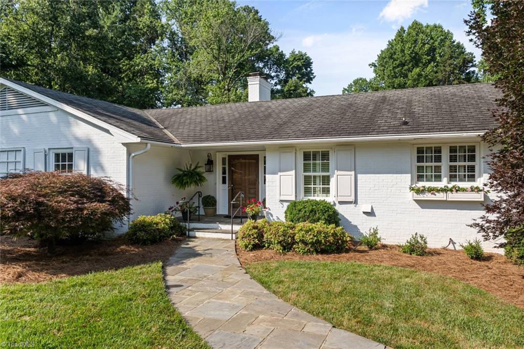 948 Kenleigh Circle Property Photo 1
