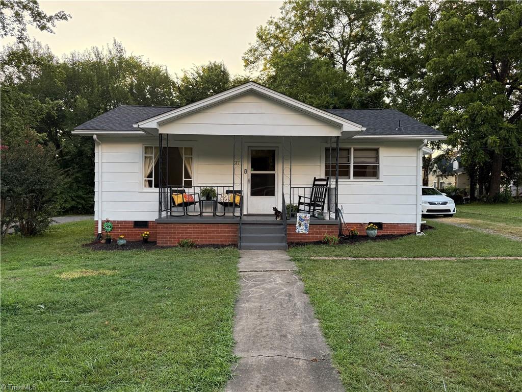 617 Hargrave Street Property Photo 1
