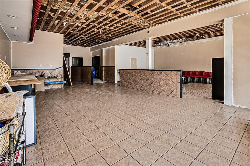 1532 Main Street Property Photo 4