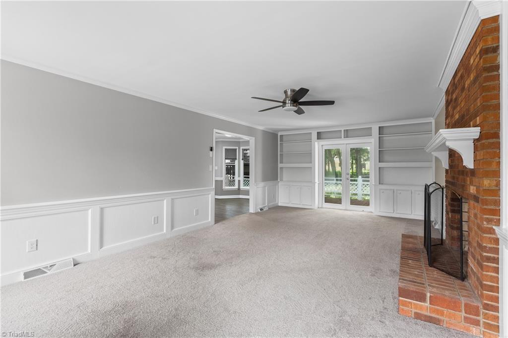2094 Pembrooke Forest Drive Property Photo 13