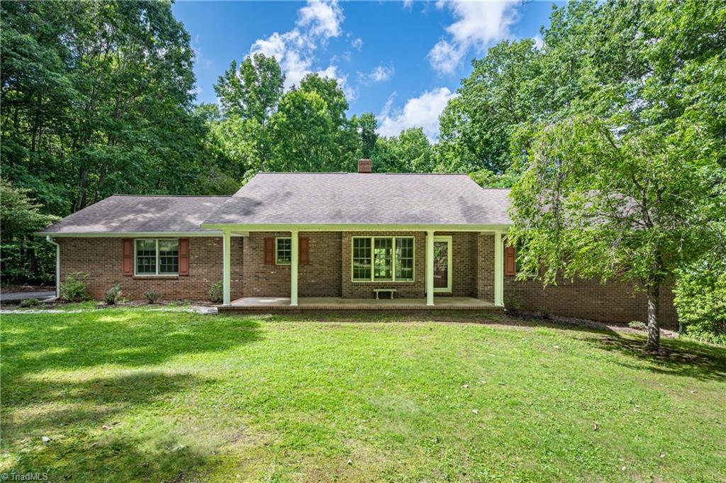 145 White Oak Drive Se Property Photo 1