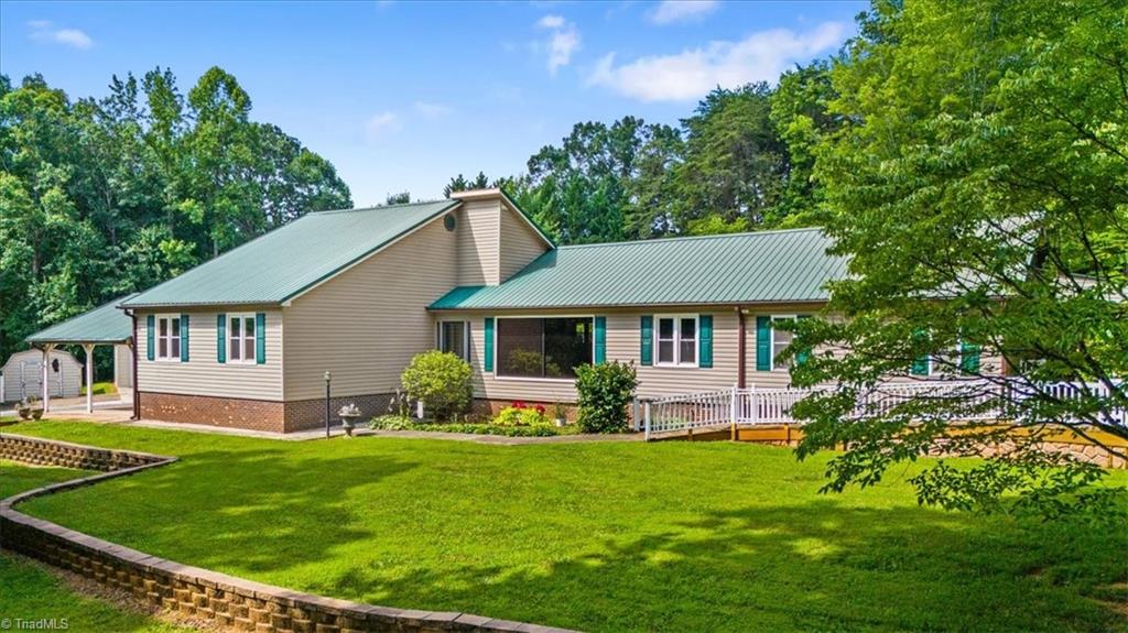 4930 Streamside Drive Property Photo 1