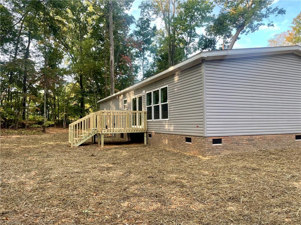 152 Lester Drive Property Photo 2