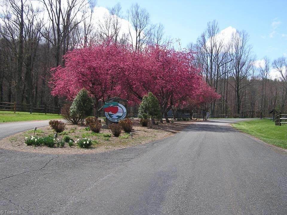 Lot 33 Jonathan Drive Property Photo 1