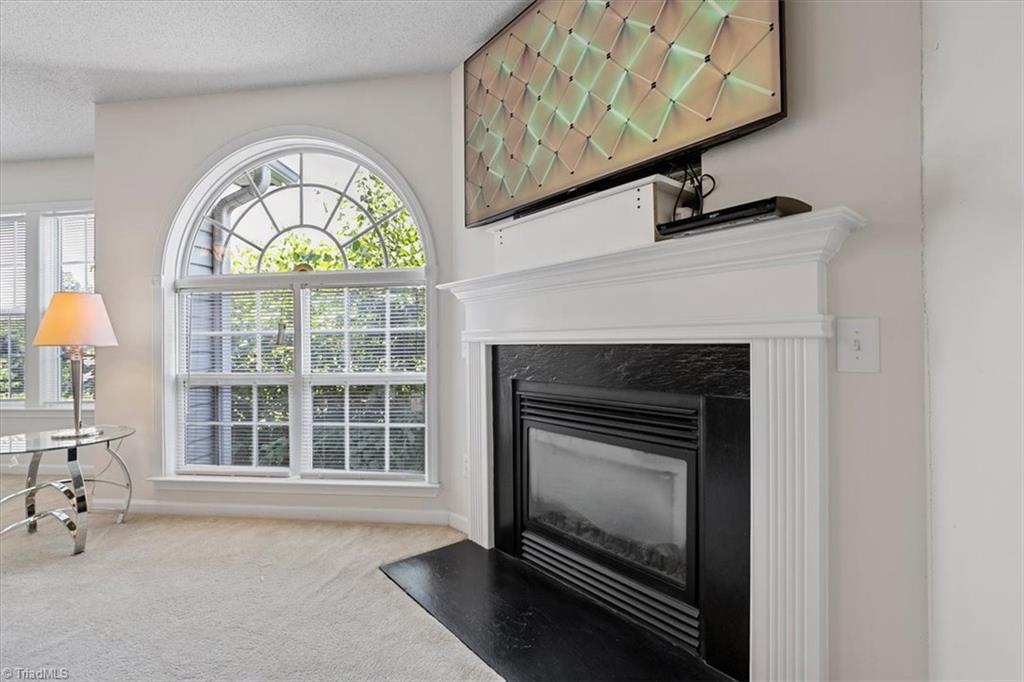 2600 Pennoak Way # M Property Photo 6