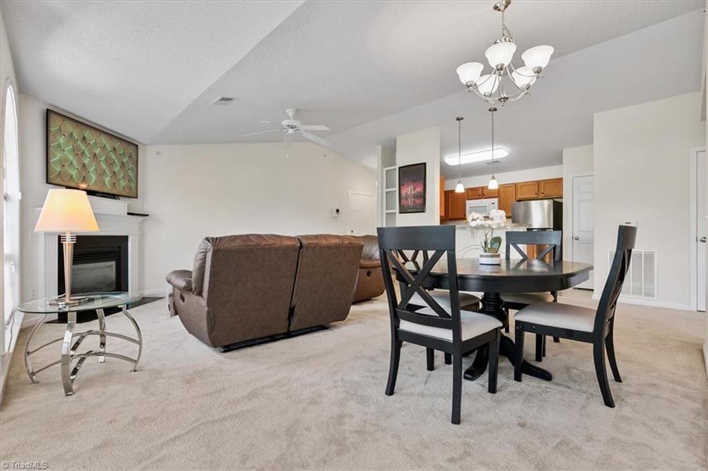 2600 Pennoak Way # M Property Photo 9