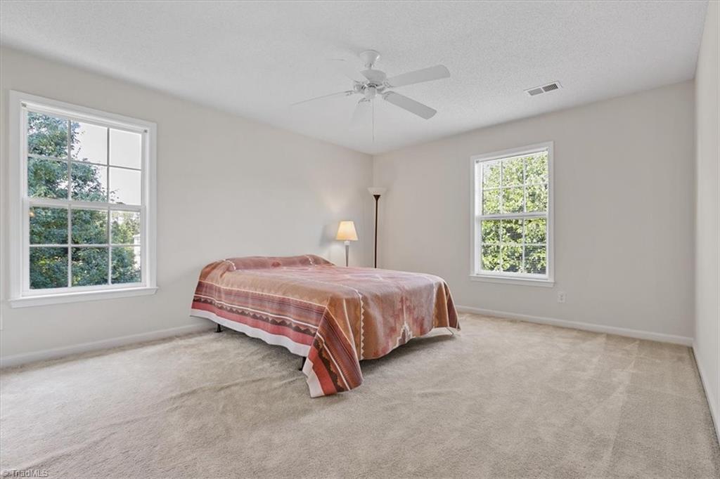 2600 Pennoak Way # M Property Photo 17