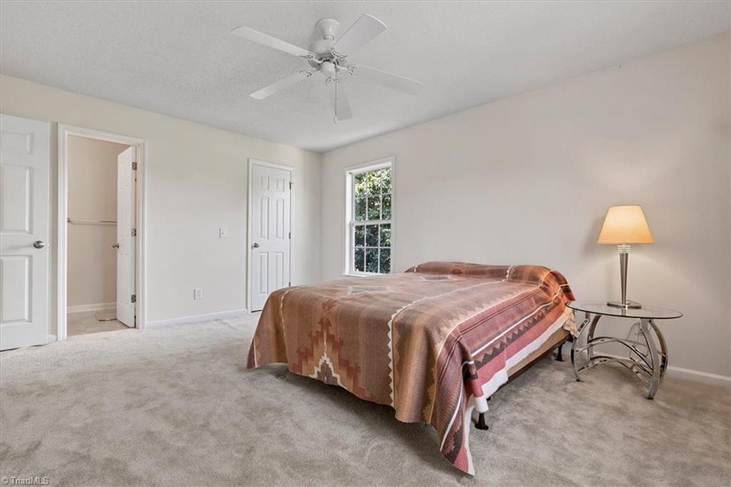 2600 Pennoak Way # M Property Photo 18