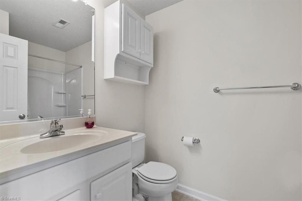 2600 Pennoak Way # M Property Photo 19