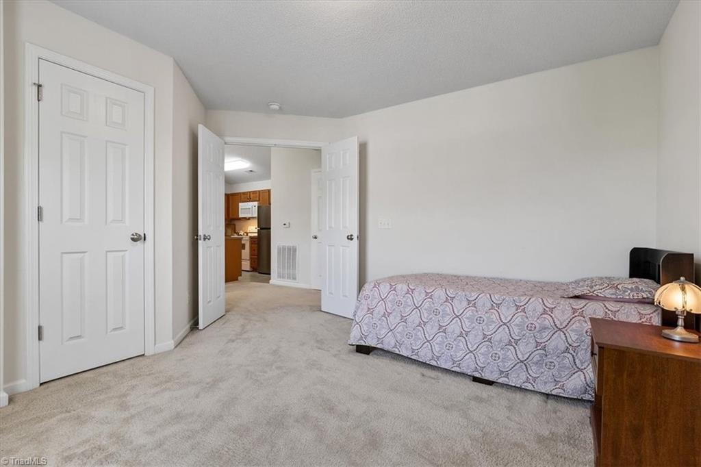 2600 Pennoak Way # M Property Photo 24