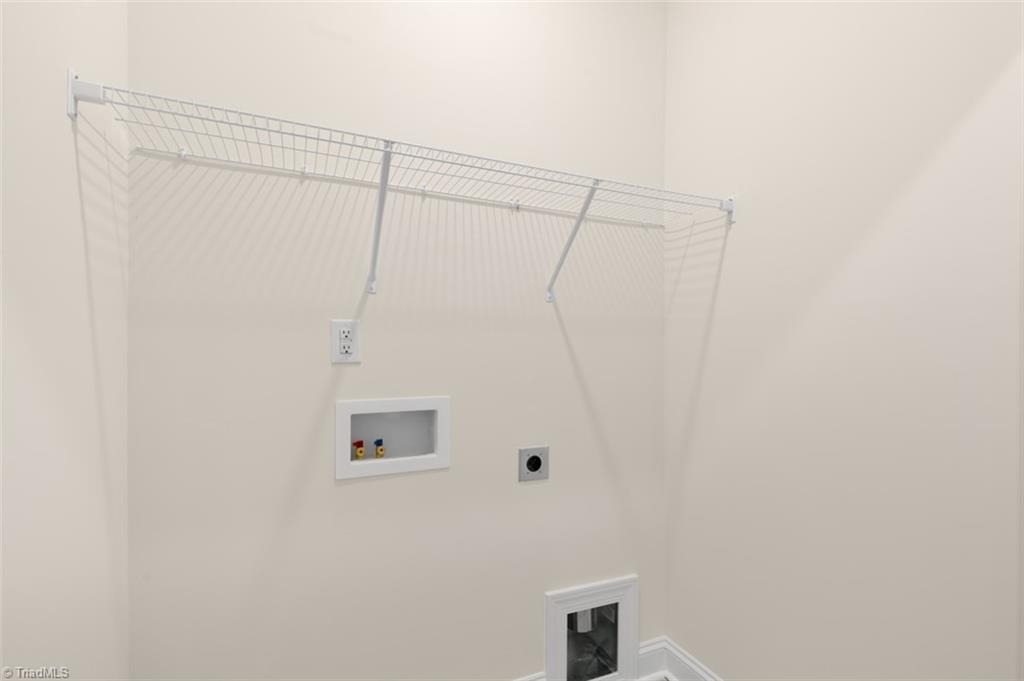 112 Lemongrass Lane Property Photo 10