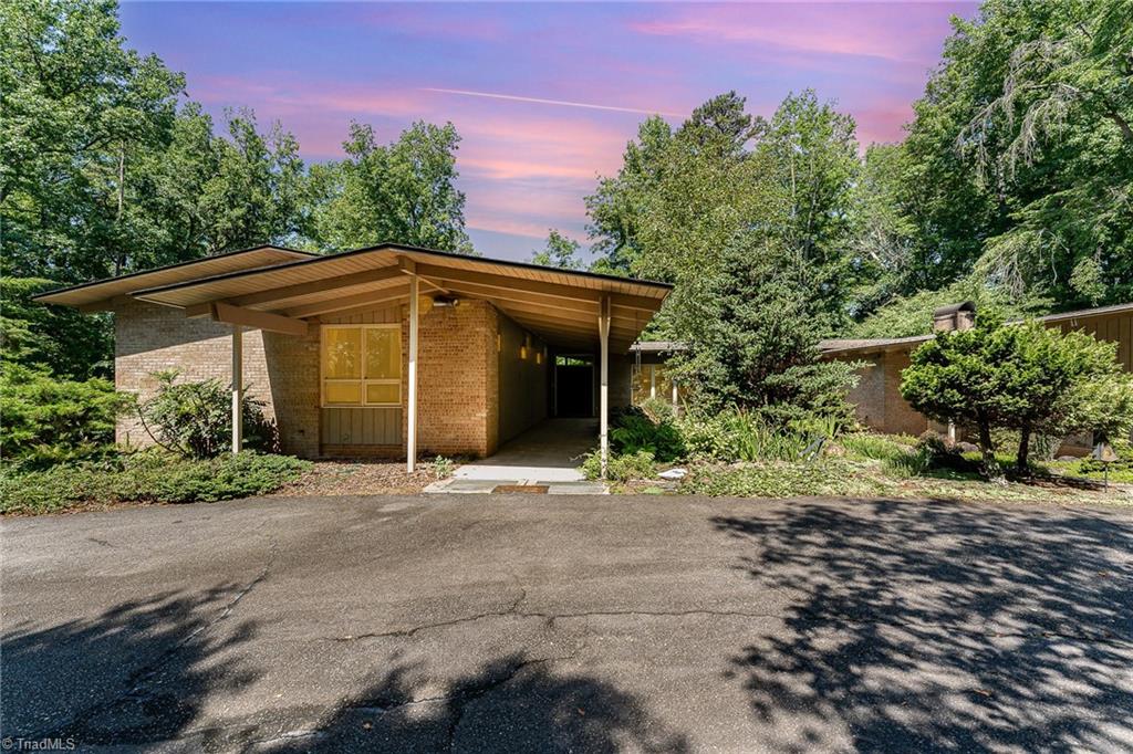 4001 Philpark Drive Property Photo 1