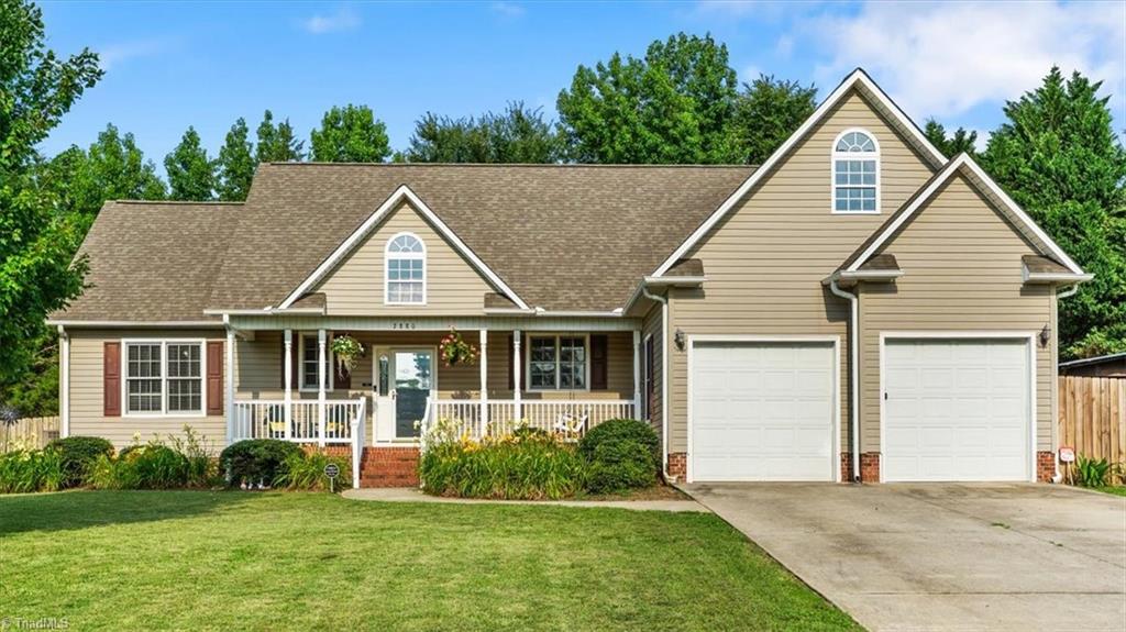 2880 Horseshoe Bend Road Property Photo 1