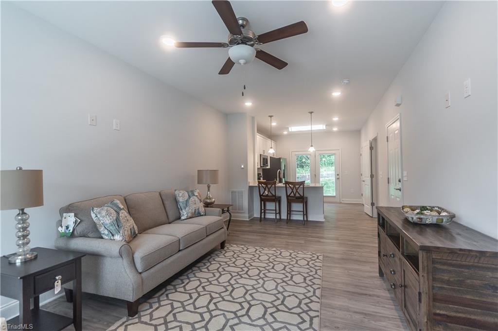605 Property Photo 2