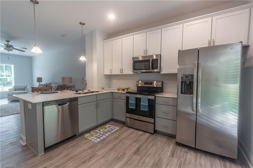 605 Property Photo 5
