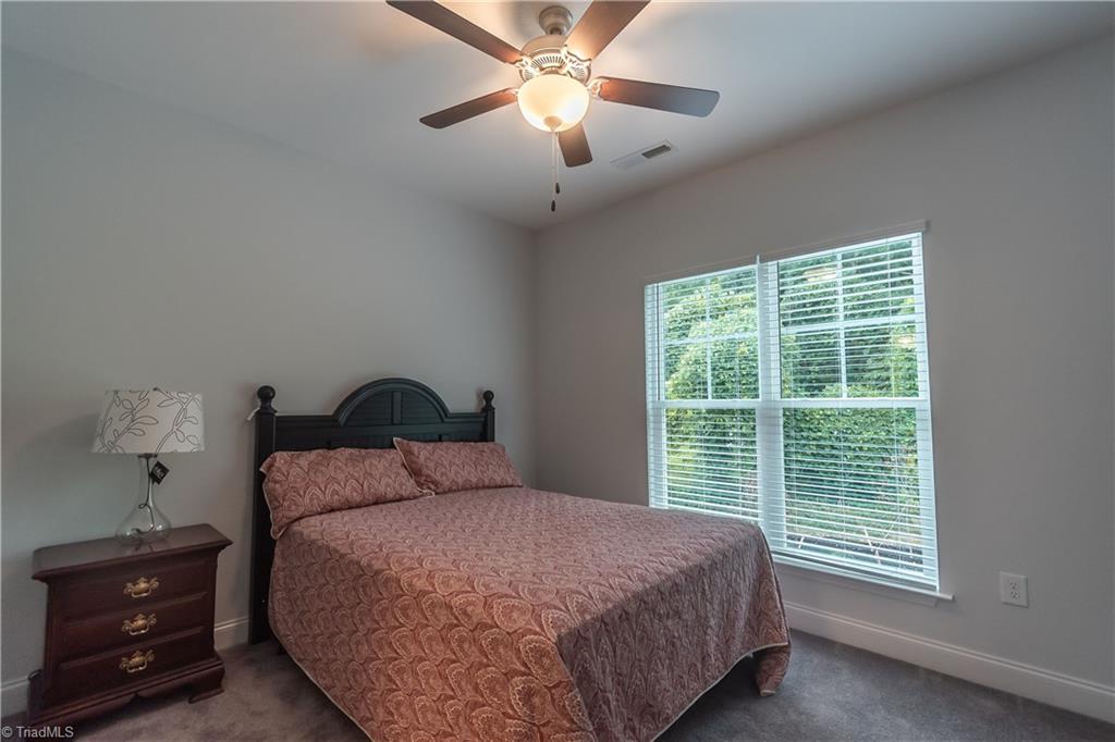 605 Property Photo 7