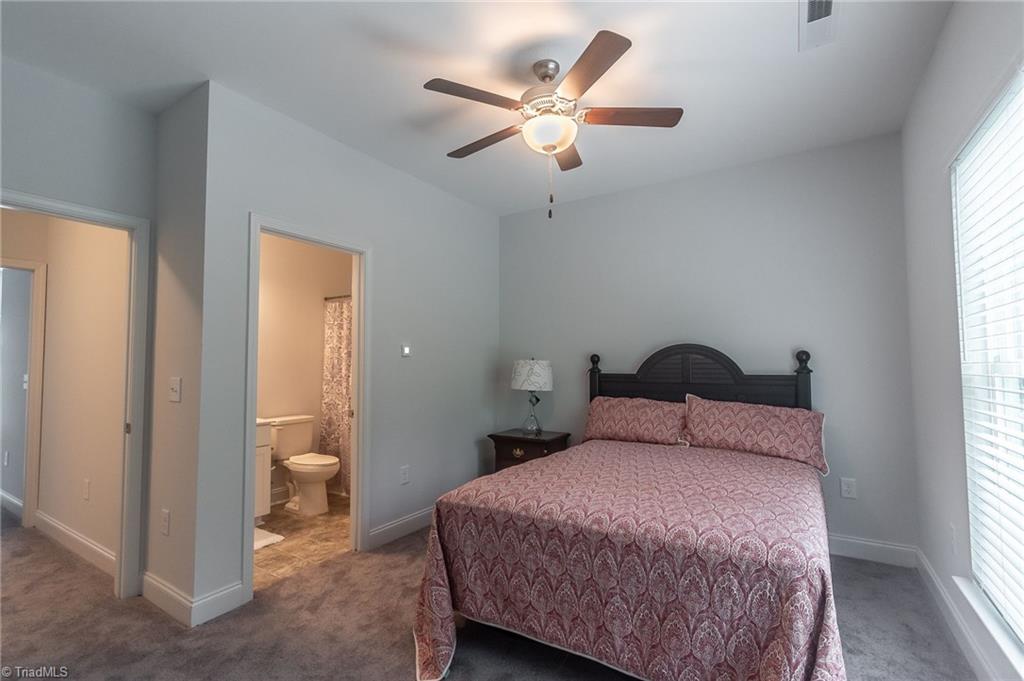 605 Property Photo 8