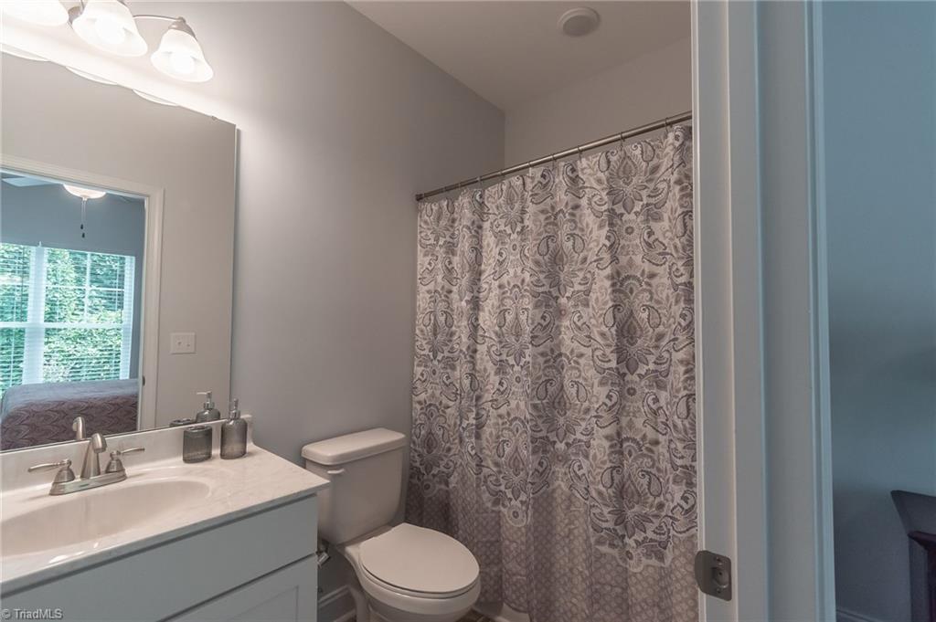 605 Property Photo 9