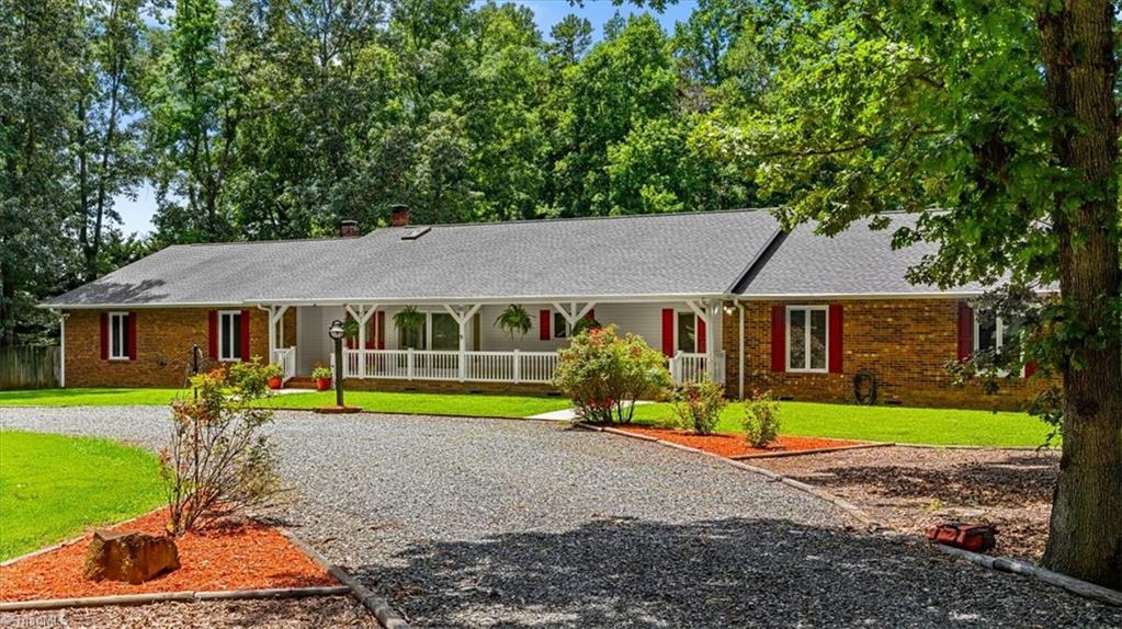 5052 Foxburrow Road Property Photo 1