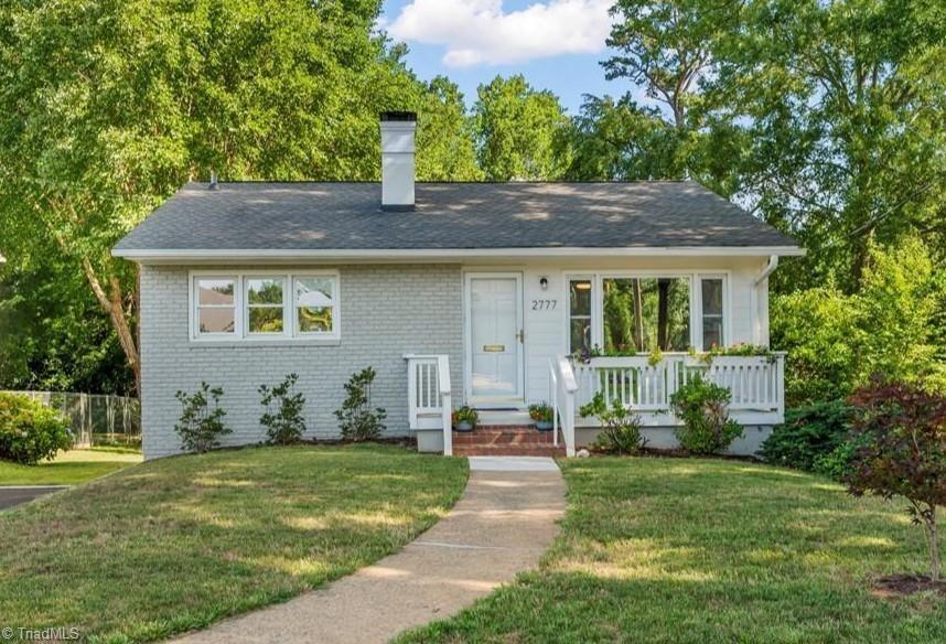 2777 Calumet Street Property Photo 1