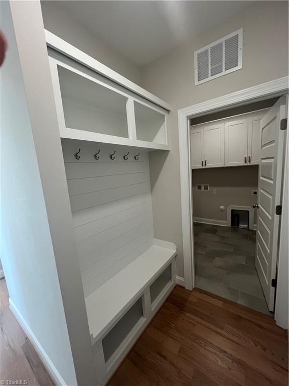 4011 Estate Drive Property Photo 27