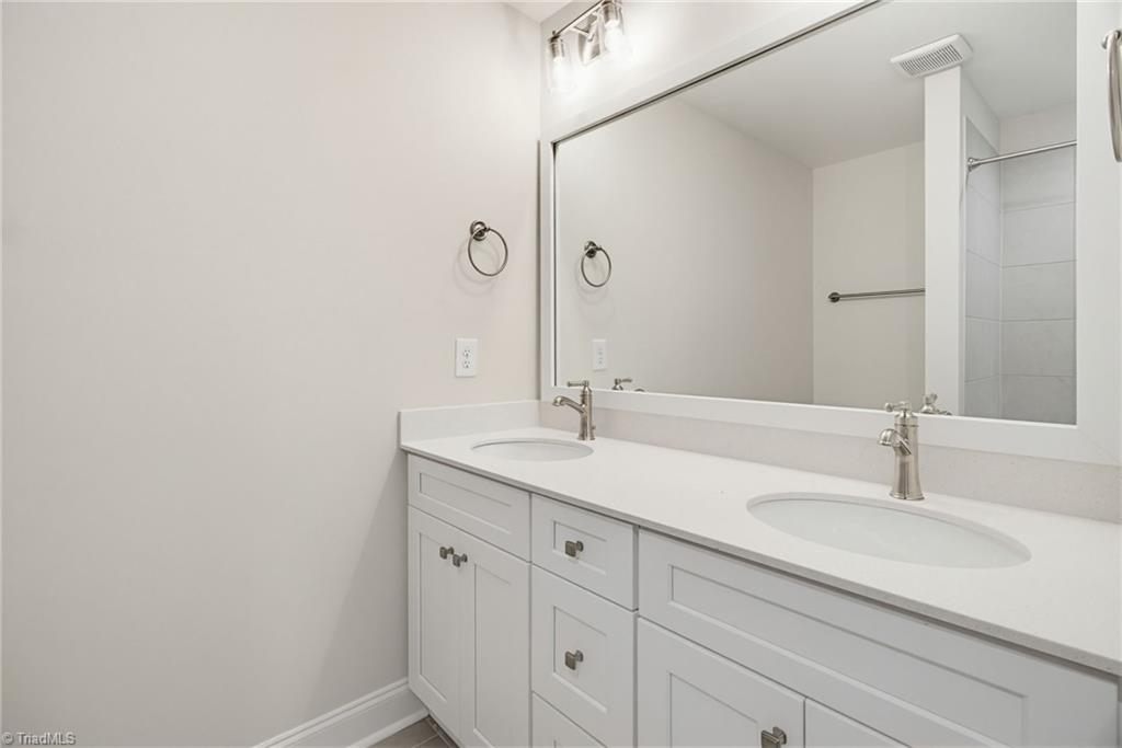 4011 Estate Drive Property Photo 34