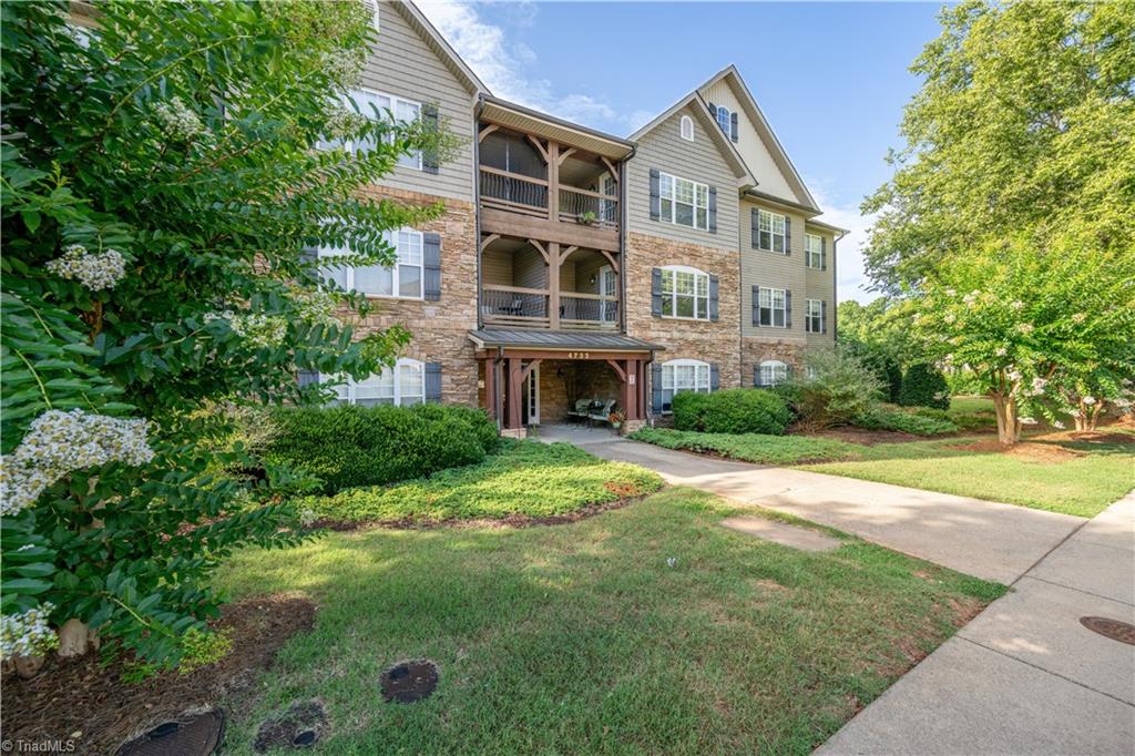 4732 Tatton Park Circle # 2b Property Photo 1