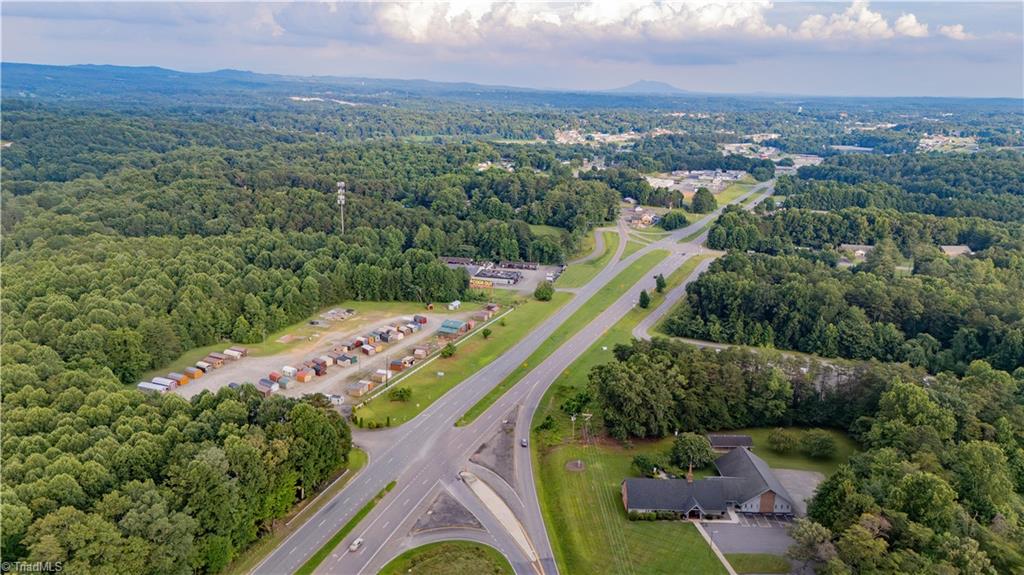 1316 Andy Griffith Parkway Property Photo 48